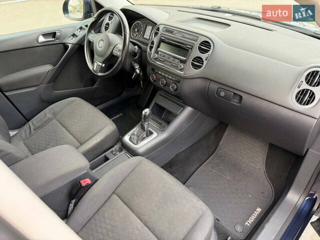 Синий Фольксваген Тигуан, объемом двигателя 2 л и пробегом 170 тыс. км за 10700 $, фото 16 на Automoto.ua