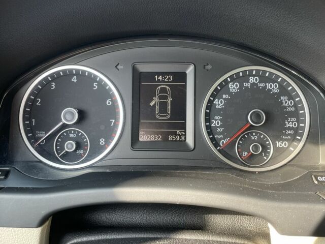 Синий Фольксваген Тигуан, объемом двигателя 2 л и пробегом 203 тыс. км за 13700 $, фото 5 на Automoto.ua