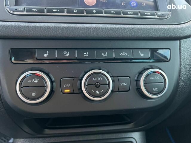 Синий Фольксваген Тигуан, объемом двигателя 2 л и пробегом 122 тыс. км за 14990 $, фото 24 на Automoto.ua