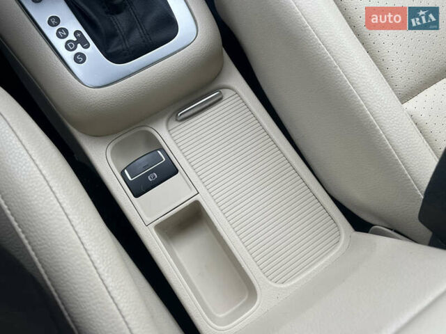 Синий Фольксваген Тигуан, объемом двигателя 1.98 л и пробегом 167 тыс. км за 12300 $, фото 32 на Automoto.ua