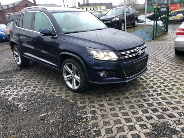 Синий Фольксваген Тигуан, объемом двигателя 2 л и пробегом 180 тыс. км за 5800 $, фото 3 на Automoto.ua