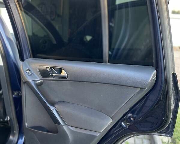 Синий Фольксваген Тигуан, объемом двигателя 1.98 л и пробегом 223 тыс. км за 11900 $, фото 10 на Automoto.ua