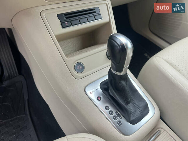 Синий Фольксваген Тигуан, объемом двигателя 1.98 л и пробегом 167 тыс. км за 12300 $, фото 25 на Automoto.ua