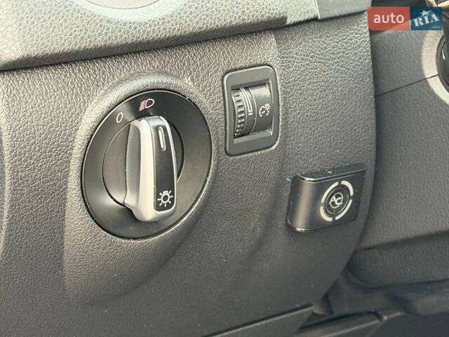 Синий Фольксваген Тигуан, объемом двигателя 2 л и пробегом 170 тыс. км за 10700 $, фото 12 на Automoto.ua