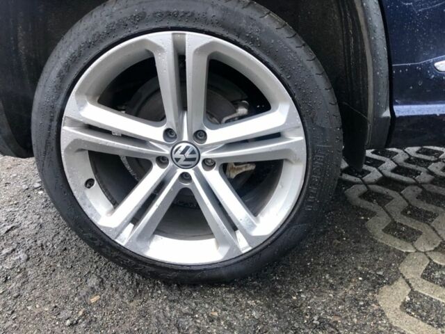 Синий Фольксваген Тигуан, объемом двигателя 2 л и пробегом 180 тыс. км за 5800 $, фото 5 на Automoto.ua