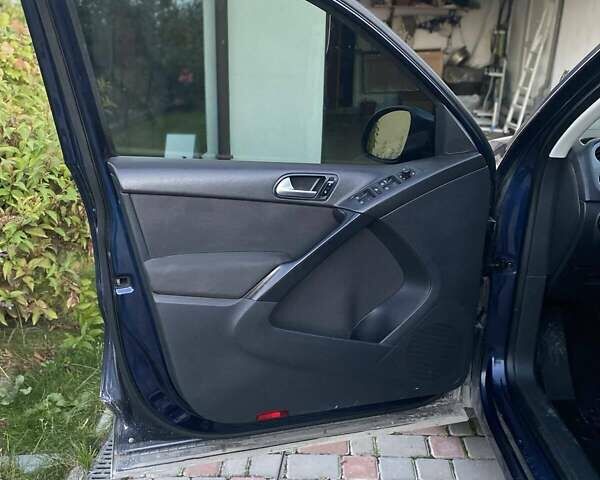 Синий Фольксваген Тигуан, объемом двигателя 1.98 л и пробегом 223 тыс. км за 11900 $, фото 5 на Automoto.ua