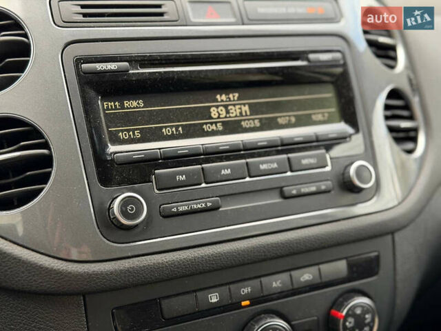 Синий Фольксваген Тигуан, объемом двигателя 2 л и пробегом 170 тыс. км за 10200 $, фото 13 на Automoto.ua