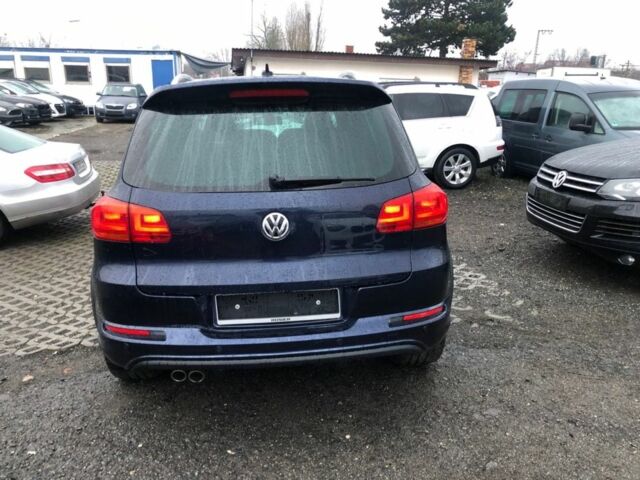 Синий Фольксваген Тигуан, объемом двигателя 2 л и пробегом 180 тыс. км за 5800 $, фото 21 на Automoto.ua