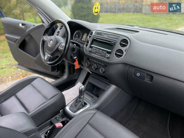 Синий Фольксваген Тигуан, объемом двигателя 2 л и пробегом 165 тыс. км за 11500 $, фото 18 на Automoto.ua