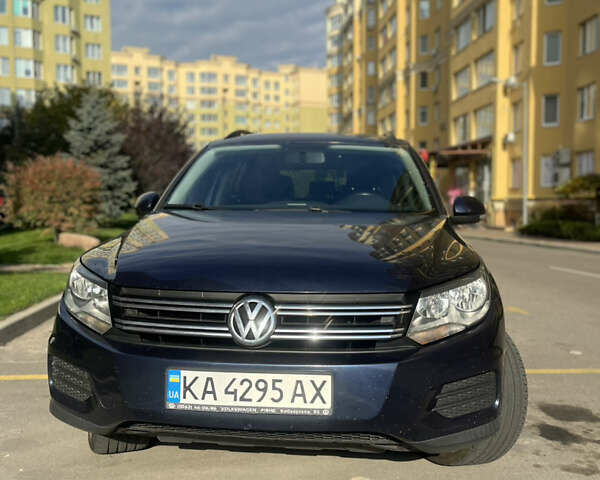 Синий Фольксваген Тигуан, объемом двигателя 1.98 л и пробегом 179 тыс. км за 10500 $, фото 1 на Automoto.ua