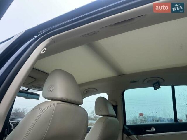 Синий Фольксваген Тигуан, объемом двигателя 2 л и пробегом 299 тыс. км за 12950 $, фото 20 на Automoto.ua