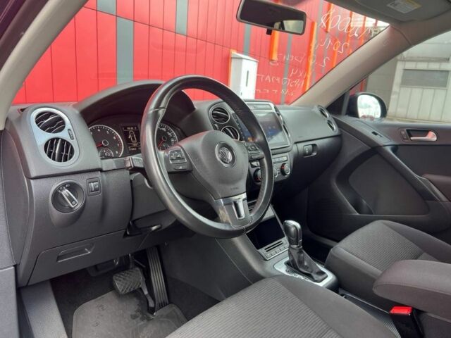 Синій Фольксваген Тігуан, об'ємом двигуна 2 л та пробігом 220 тис. км за 12000 $, фото 7 на Automoto.ua