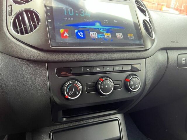 Синій Фольксваген Тігуан, об'ємом двигуна 2 л та пробігом 220 тис. км за 12000 $, фото 10 на Automoto.ua