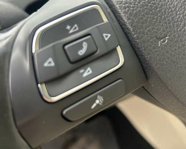 Синий Фольксваген Тигуан, объемом двигателя 2 л и пробегом 299 тыс. км за 12950 $, фото 14 на Automoto.ua