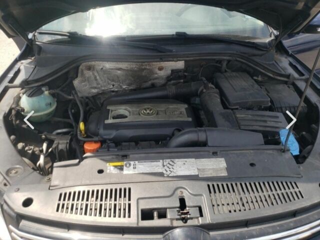 Синій Фольксваген Тігуан, об'ємом двигуна 2 л та пробігом 288 тис. км за 8950 $, фото 3 на Automoto.ua