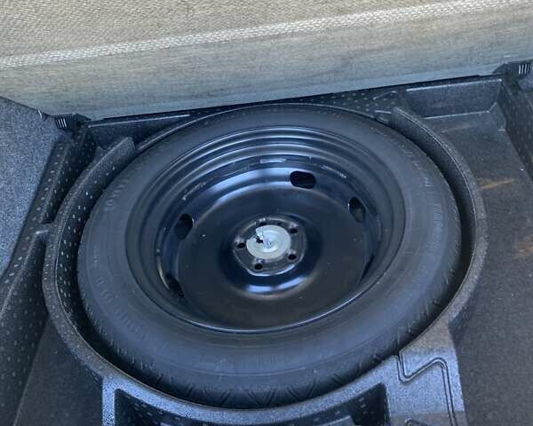 Синий Фольксваген Тигуан, объемом двигателя 1.98 л и пробегом 288 тыс. км за 11500 $, фото 3 на Automoto.ua