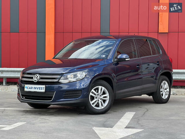 Синий Фольксваген Тигуан, объемом двигателя 2 л и пробегом 219 тыс. км за 12000 $, фото 4 на Automoto.ua