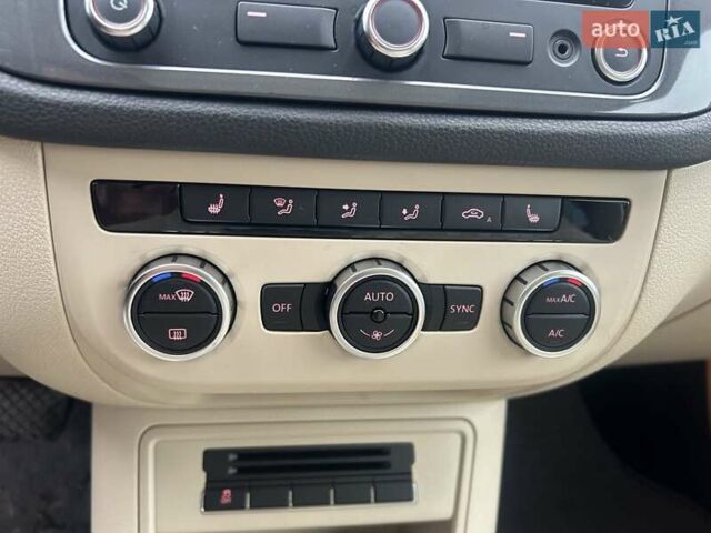 Синий Фольксваген Тигуан, объемом двигателя 2 л и пробегом 299 тыс. км за 12950 $, фото 17 на Automoto.ua