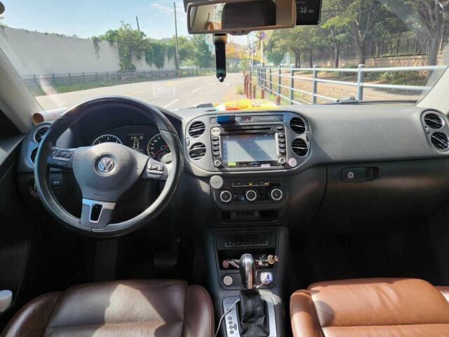 Синій Фольксваген Тігуан, об'ємом двигуна 2 л та пробігом 76 тис. км за 6955 $, фото 3 на Automoto.ua