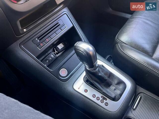 Синий Фольксваген Тигуан, объемом двигателя 2 л и пробегом 165 тыс. км за 16200 $, фото 60 на Automoto.ua