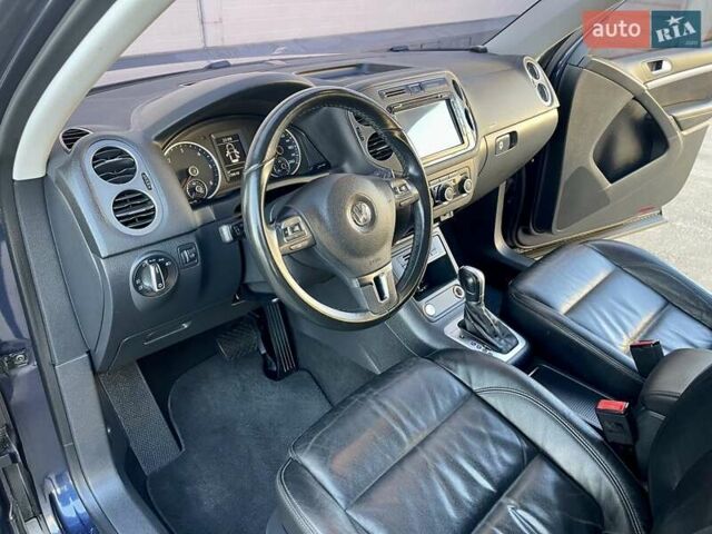 Синий Фольксваген Тигуан, объемом двигателя 2 л и пробегом 165 тыс. км за 16200 $, фото 18 на Automoto.ua