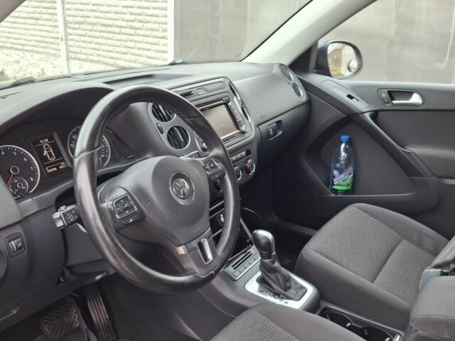 Синий Фольксваген Тигуан, объемом двигателя 2 л и пробегом 160 тыс. км за 12500 $, фото 6 на Automoto.ua