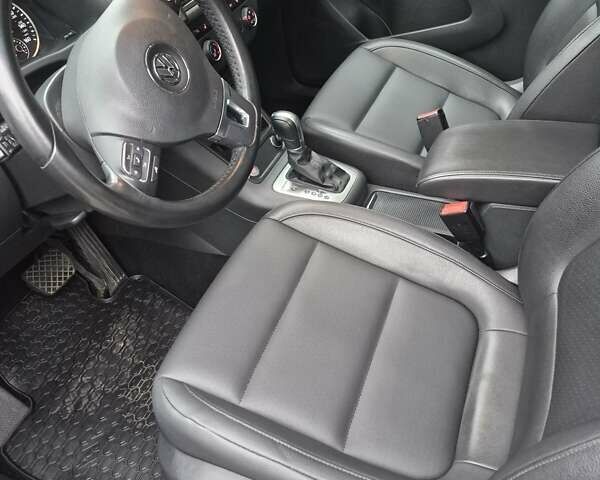 Синий Фольксваген Тигуан, объемом двигателя 1.98 л и пробегом 143 тыс. км за 15000 $, фото 20 на Automoto.ua