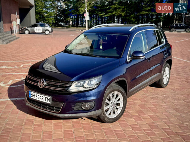 Синий Фольксваген Тигуан, объемом двигателя 2 л и пробегом 121 тыс. км за 16800 $, фото 4 на Automoto.ua