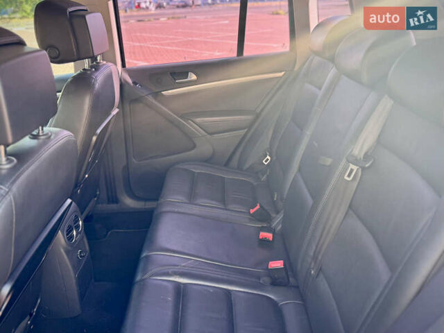 Синий Фольксваген Тигуан, объемом двигателя 2 л и пробегом 121 тыс. км за 16800 $, фото 42 на Automoto.ua