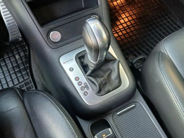 Синий Фольксваген Тигуан, объемом двигателя 2 л и пробегом 174 тыс. км за 8500 $, фото 15 на Automoto.ua