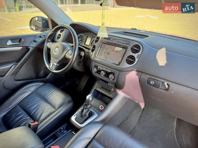 Синий Фольксваген Тигуан, объемом двигателя 2 л и пробегом 121 тыс. км за 16800 $, фото 59 на Automoto.ua