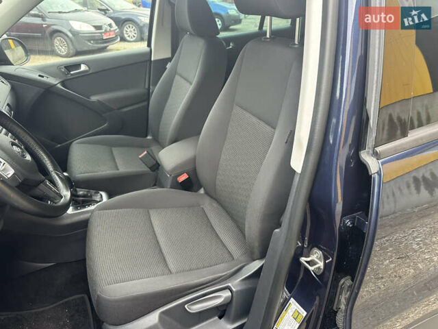 Синій Фольксваген Тігуан, об'ємом двигуна 2 л та пробігом 139 тис. км за 13500 $, фото 31 на Automoto.ua