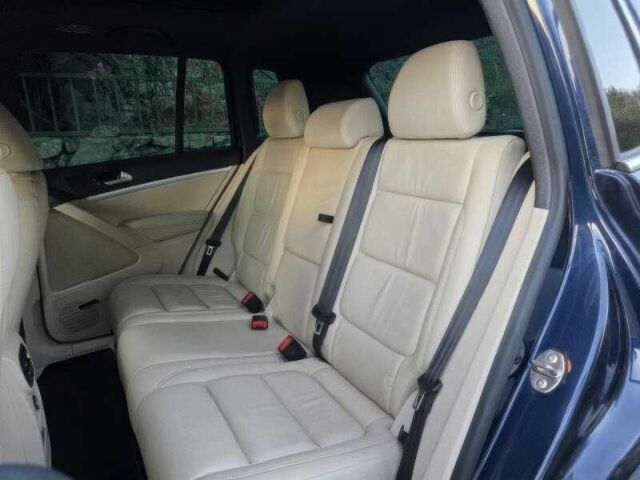 Синій Фольксваген Тігуан, об'ємом двигуна 2 л та пробігом 110 тис. км за 3000 $, фото 14 на Automoto.ua