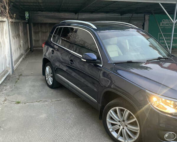 Синій Фольксваген Тігуан, об'ємом двигуна 1.98 л та пробігом 149 тис. км за 15000 $, фото 2 на Automoto.ua