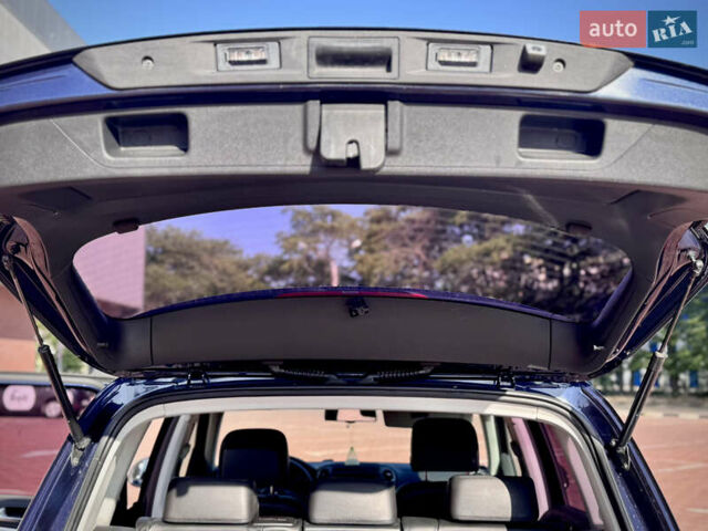 Синий Фольксваген Тигуан, объемом двигателя 2 л и пробегом 121 тыс. км за 16800 $, фото 45 на Automoto.ua