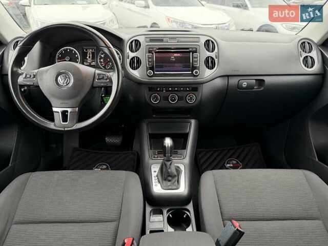 Синий Фольксваген Тигуан, объемом двигателя 1.98 л и пробегом 160 тыс. км за 13000 $, фото 19 на Automoto.ua
