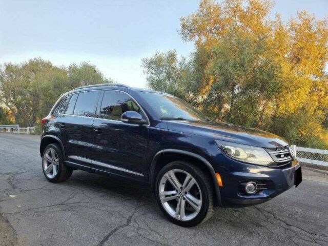 Синій Фольксваген Тігуан, об'ємом двигуна 2 л та пробігом 110 тис. км за 3000 $, фото 5 на Automoto.ua