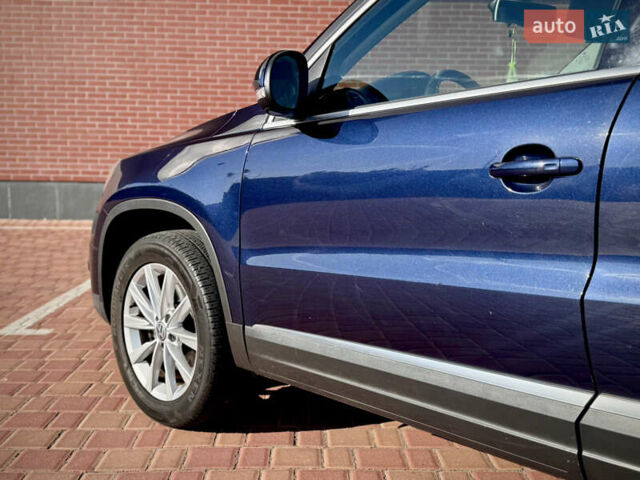 Синий Фольксваген Тигуан, объемом двигателя 2 л и пробегом 121 тыс. км за 16800 $, фото 12 на Automoto.ua