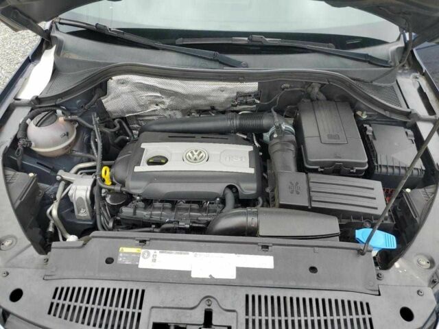 Синий Фольксваген Тигуан, объемом двигателя 0 л и пробегом 210 тыс. км за 8300 $, фото 4 на Automoto.ua