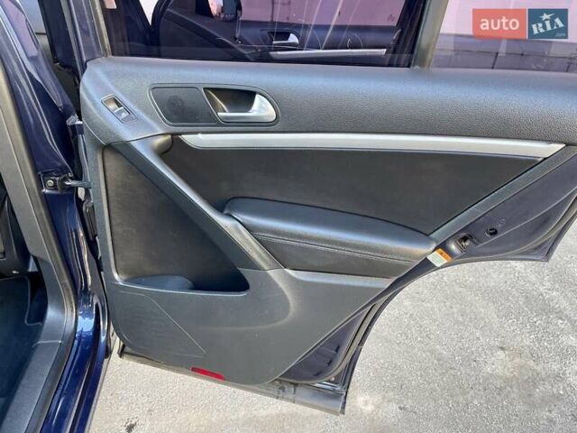 Синий Фольксваген Тигуан, объемом двигателя 2 л и пробегом 165 тыс. км за 16200 $, фото 29 на Automoto.ua