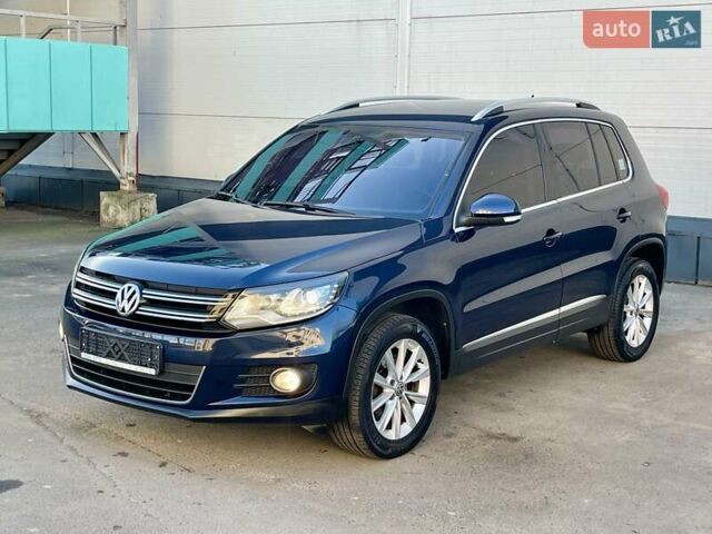 Синий Фольксваген Тигуан, объемом двигателя 2 л и пробегом 165 тыс. км за 16200 $, фото 4 на Automoto.ua