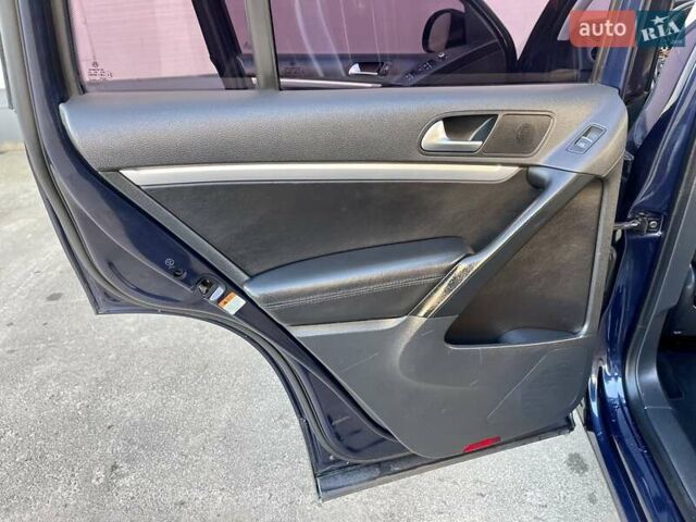 Синий Фольксваген Тигуан, объемом двигателя 2 л и пробегом 165 тыс. км за 16200 $, фото 23 на Automoto.ua