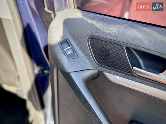 Синий Фольксваген Тигуан, объемом двигателя 2 л и пробегом 121 тыс. км за 16800 $, фото 60 на Automoto.ua