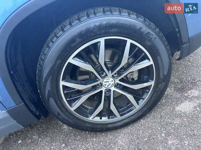 Синій Фольксваген Тігуан, об'ємом двигуна 1.97 л та пробігом 257 тис. км за 12500 $, фото 11 на Automoto.ua