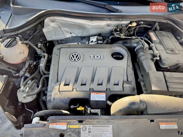Синий Фольксваген Тигуан, объемом двигателя 2 л и пробегом 121 тыс. км за 16800 $, фото 61 на Automoto.ua