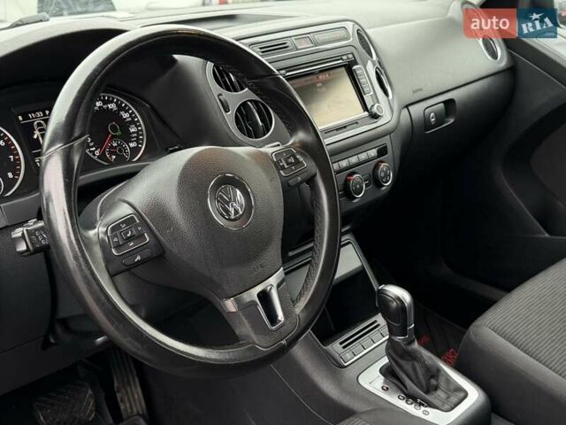 Синий Фольксваген Тигуан, объемом двигателя 1.98 л и пробегом 160 тыс. км за 13000 $, фото 14 на Automoto.ua