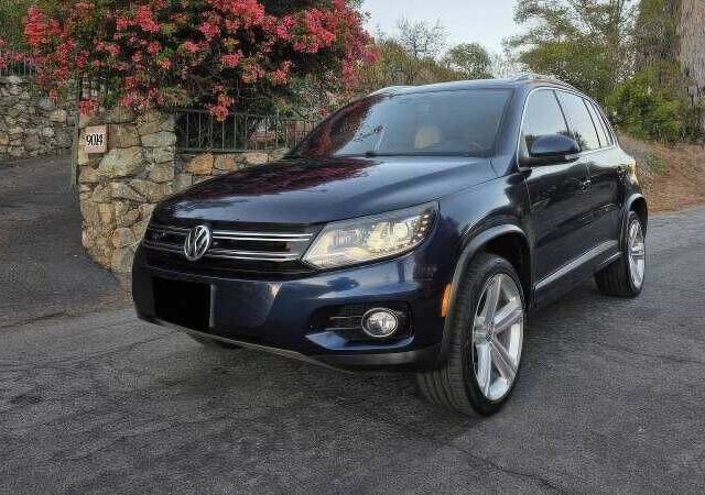 Синій Фольксваген Тігуан, об'ємом двигуна 2 л та пробігом 110 тис. км за 3000 $, фото 2 на Automoto.ua