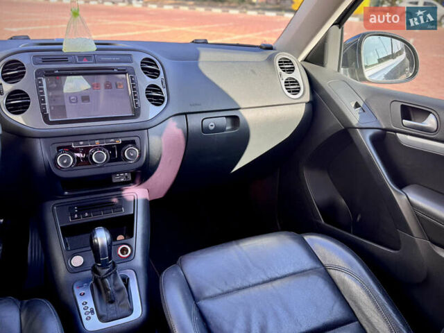 Синий Фольксваген Тигуан, объемом двигателя 2 л и пробегом 121 тыс. км за 16800 $, фото 47 на Automoto.ua