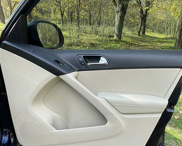 Синий Фольксваген Тигуан, объемом двигателя 1.98 л и пробегом 159 тыс. км за 13500 $, фото 20 на Automoto.ua