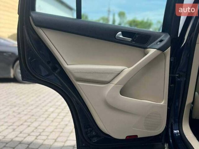 Синій Фольксваген Тігуан, об'ємом двигуна 2 л та пробігом 129 тис. км за 14500 $, фото 23 на Automoto.ua